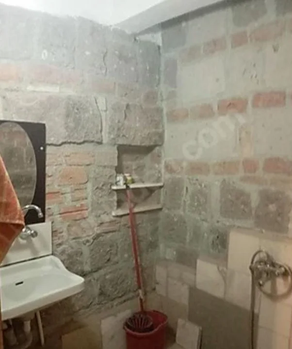 593 SOKAK 5 NO 1.5+1 BAHÇE KATI 1.690.000 TL