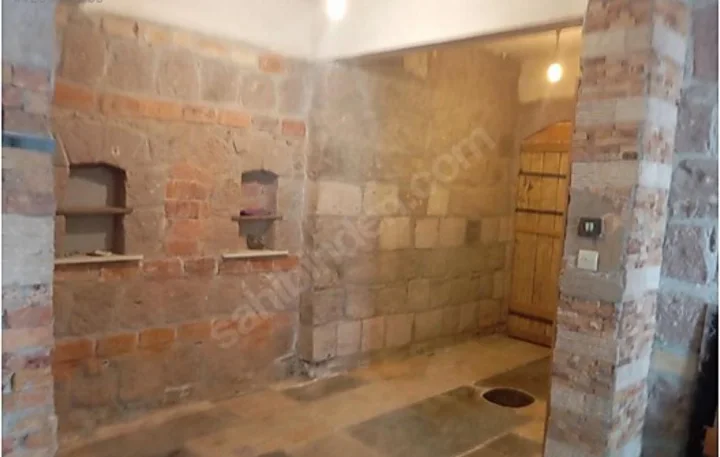 593 SOKAK 5 NO 1.5+1 BAHÇE KATI 1.690.000 TL