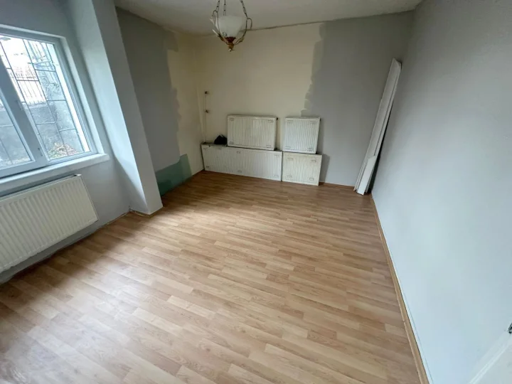   İNCİRLİ'DE MASRAFSIZ CEPHELERİ AÇIK 2+1 FIRSAT DAİRESİ