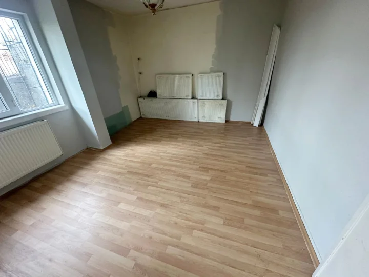   İNCİRLİ'DE MASRAFSIZ CEPHELERİ AÇIK 2+1 FIRSAT DAİRESİ