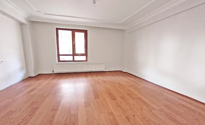 Kuşcağız'da Satılık 3+1 120 m² Daire | Cadde Üzeri, Yatırıma Uygun Fırsat