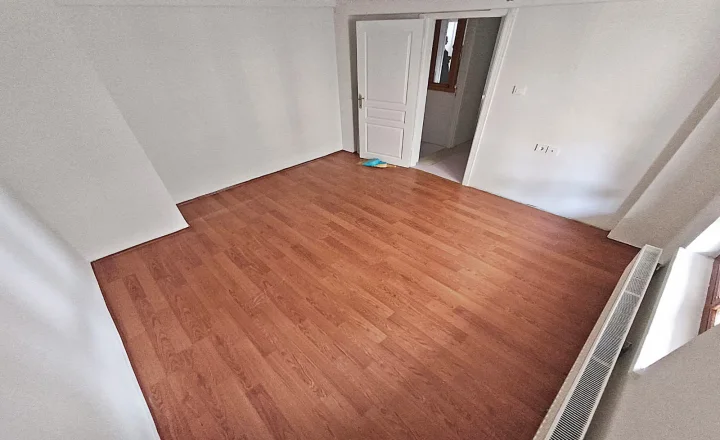 Kuşcağız'da Satılık 3+1 120 m² Daire | Cadde Üzeri, Yatırıma Uygun Fırsat