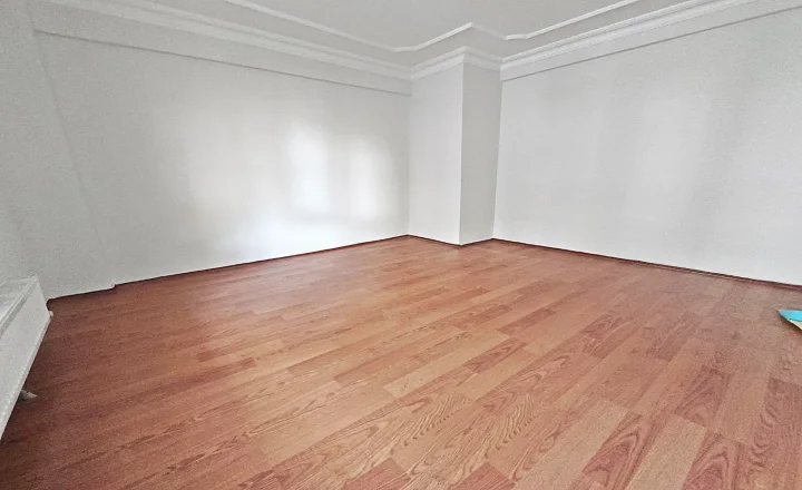 Kuşcağız'da Satılık 3+1 120 m² Daire | Cadde Üzeri, Yatırıma Uygun Fırsat