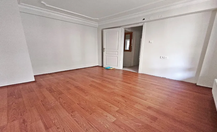 Kuşcağız'da Satılık 3+1 120 m² Daire | Cadde Üzeri, Yatırıma Uygun Fırsat