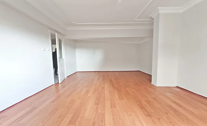 Kuşcağız'da Satılık 3+1 120 m² Daire | Cadde Üzeri, Yatırıma Uygun Fırsat