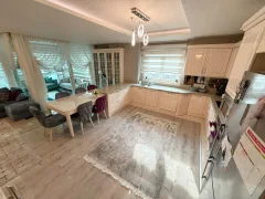PAMUKLAR'IN EN GÖZDE SİTESİNDE YÜKSEK KATTA 4+1 LÜKS DAİRE
