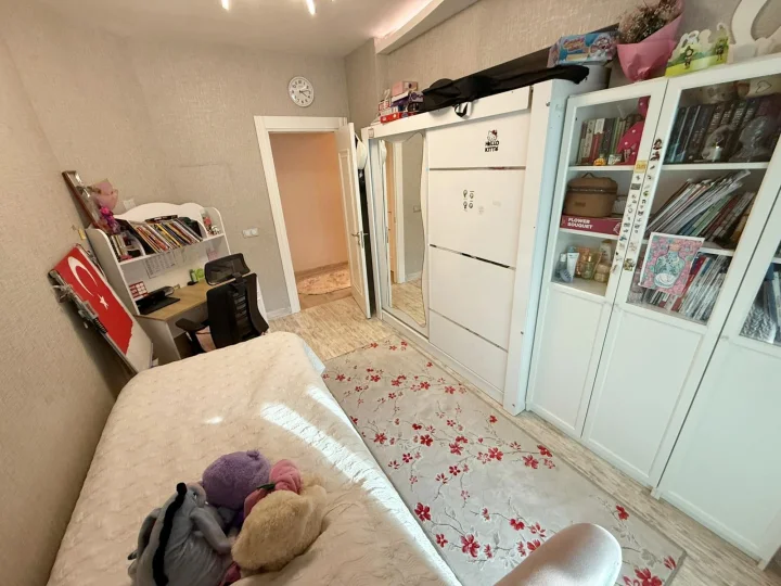 PAMUKLAR'IN EN GÖZDE SİTESİNDE YÜKSEK KATTA 4+1 LÜKS DAİRE