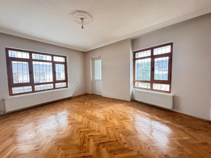 Keçiören Ufuktepe Mahallesi Satılık 2+1 Daire | Çift Balkonlu  Açık Cephe Fırsat