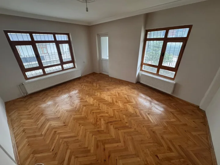 Keçiören Ufuktepe Mahallesi Satılık 2+1 Daire | Çift Balkonlu  Açık Cephe Fırsat