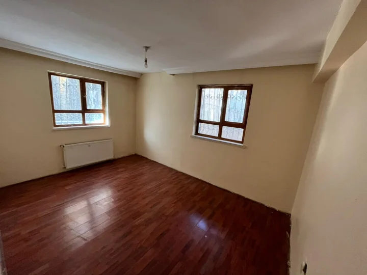 Keçiören Esertepe’de Cadde Üzeri Satılık 3+1 Daire | Cephe Açık Balkonlu Masrafsız