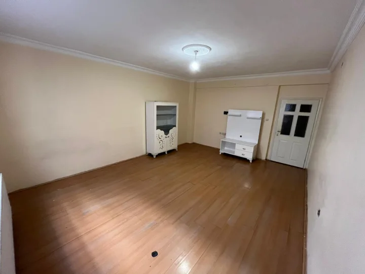 Keçiören Esertepe’de Cadde Üzeri Satılık 3+1 Daire | Cephe Açık Balkonlu Masrafsız