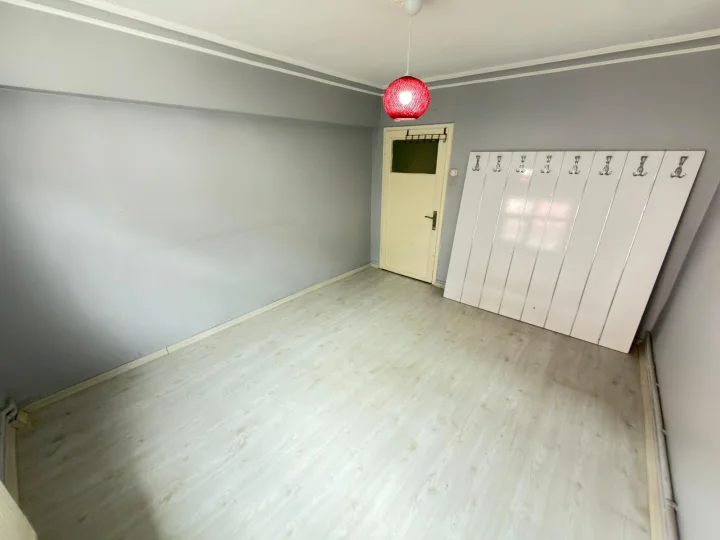 Keçiören Basın Caddesi Satılık 2+1 Giriş Kat Daire | Balkonlu Yapılı 