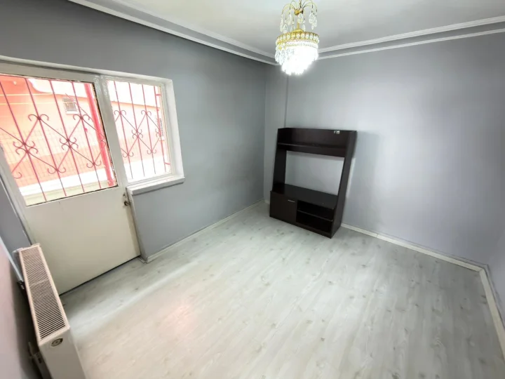 Keçiören Basın Caddesi Satılık 2+1 Giriş Kat Daire | Balkonlu Yapılı 