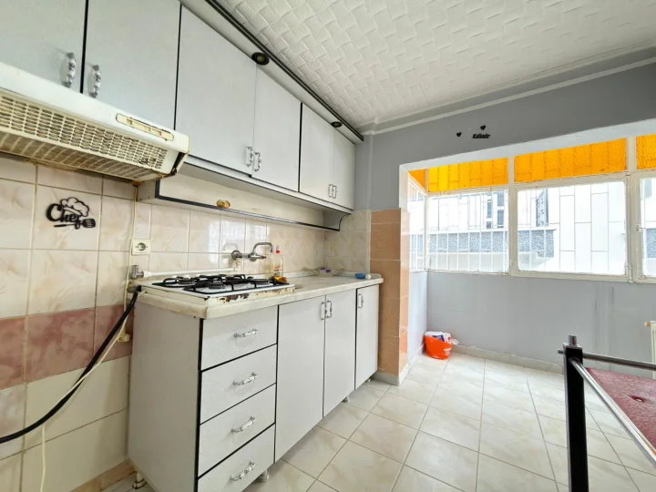 Keçiören Basın Caddesi Satılık 2+1 Giriş Kat Daire | Balkonlu Yapılı 