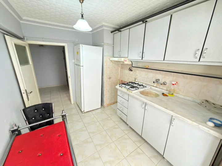 Keçiören Basın Caddesi Satılık 2+1 Giriş Kat Daire | Balkonlu Yapılı 