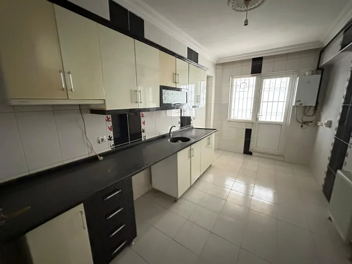 Keçiören Kanuni Mahallesi Satılık 3+1 Kot 2 Daire | 115 m² Asansörlü İskanlı