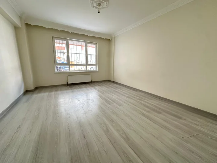 Keçiören Kanuni Mahallesi Satılık 3+1 Kot 2 Daire | 115 m² Asansörlü İskanlı