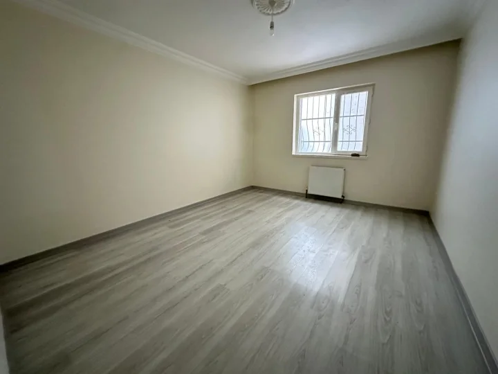 Keçiören Kanuni Mahallesi Satılık 3+1 Kot 2 Daire | 115 m² Asansörlü İskanlı