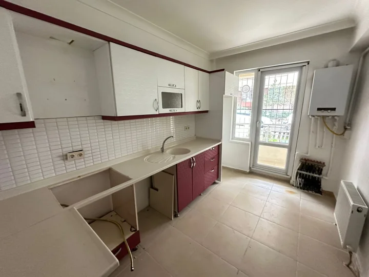 Keçiören Atapark Mahallesi Satılık 3+1 Giriş Kat Daire |  Balkonlu Asansörlü Ebeveyn Banyolu