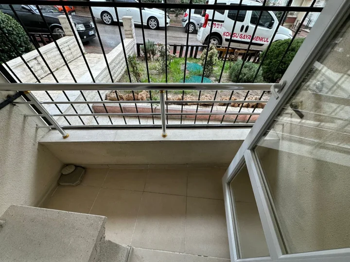 Keçiören Atapark Mahallesi Satılık 3+1 Giriş Kat Daire |  Balkonlu Asansörlü Ebeveyn Banyolu