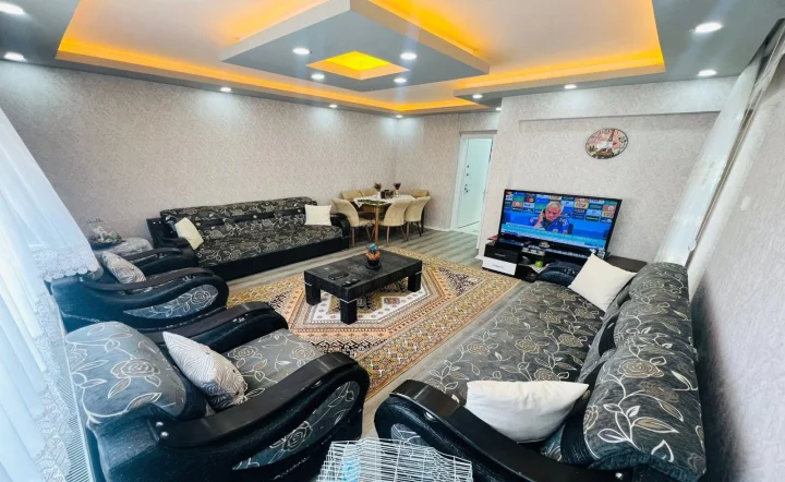 Keçiören Karakaya Mahallesi Satılık 3+1 1. Kat Daire | Lüks Yapılı Cam Balkonlu Fırsat