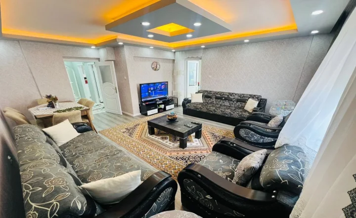 Keçiören Karakaya Mahallesi Satılık 3+1 1. Kat Daire | Lüks Yapılı Cam Balkonlu Fırsat