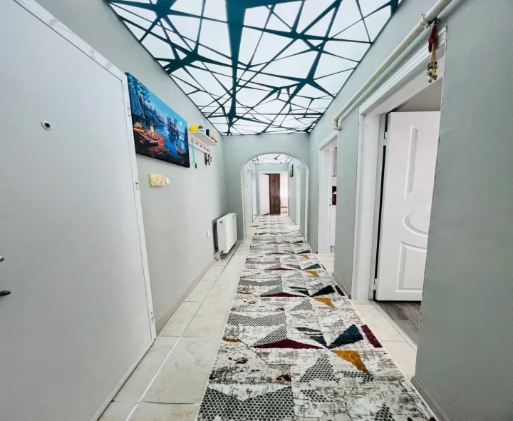 Keçiören Karakaya Mahallesi Satılık 3+1 1. Kat Daire | Lüks Yapılı Cam Balkonlu Fırsat