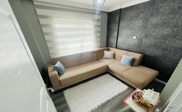 Keçiören Karakaya Mahallesi Satılık 3+1 1. Kat Daire | Lüks Yapılı Cam Balkonlu Fırsat