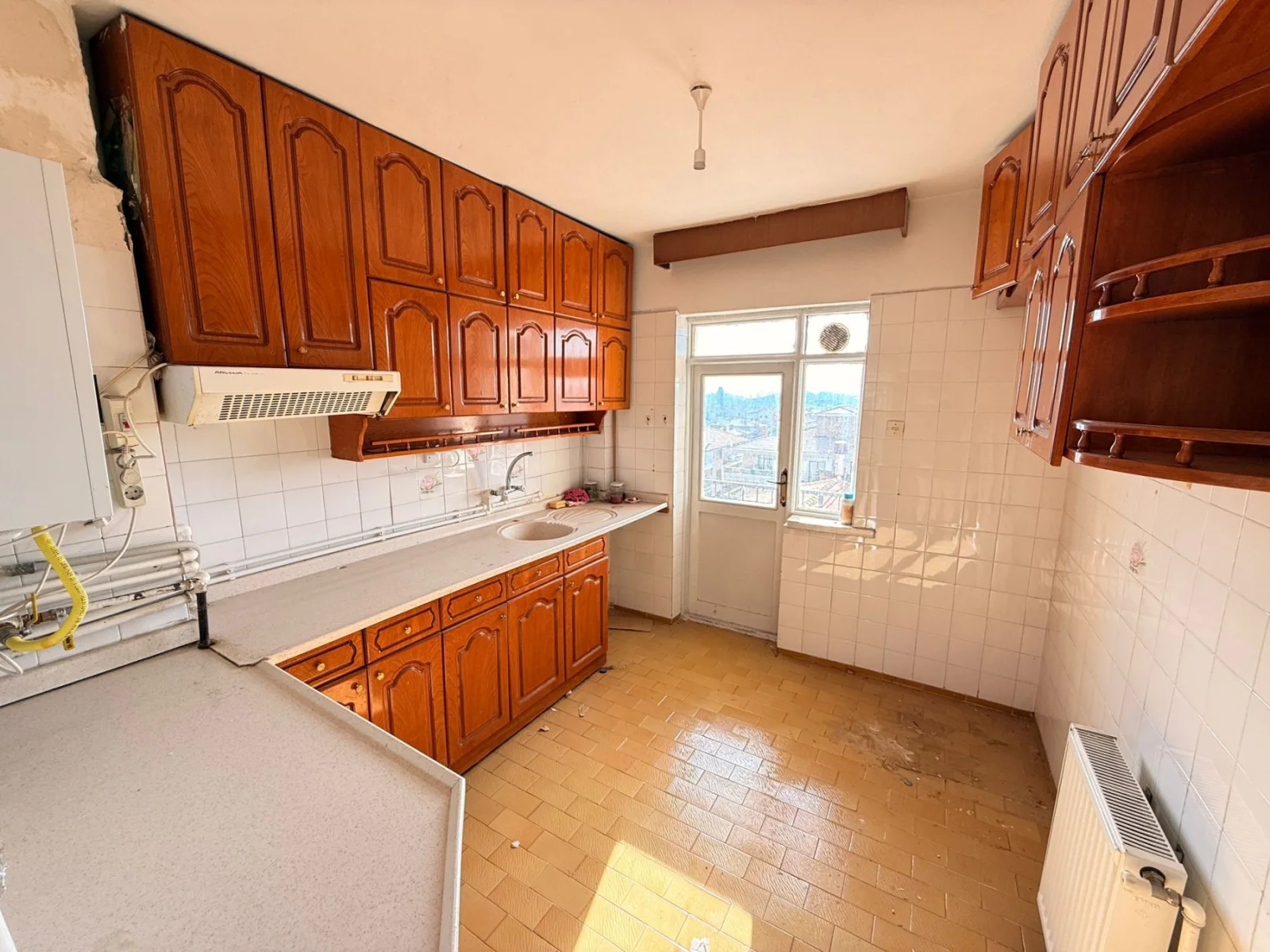 Keçiören 19 Mayıs Mahallesi Satılık 3+1 2. Kat Daire | Manzaralı Çift Balkonlu İskanlı