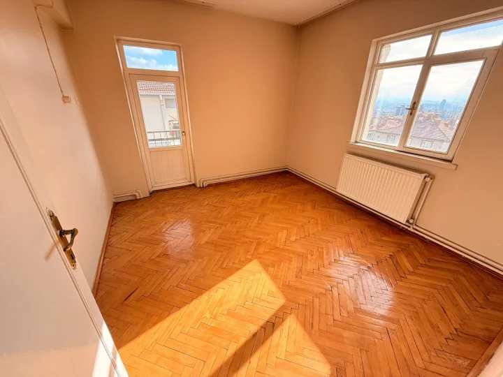 Keçiören 19 Mayıs Mahallesi Satılık 3+1 2. Kat Daire | Manzaralı Çift Balkonlu İskanlı