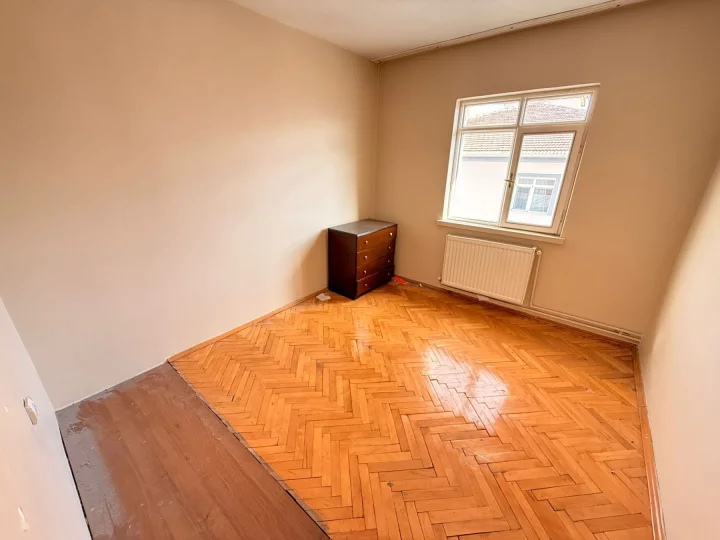 Keçiören 19 Mayıs Mahallesi Satılık 3+1 2. Kat Daire | Manzaralı Çift Balkonlu İskanlı