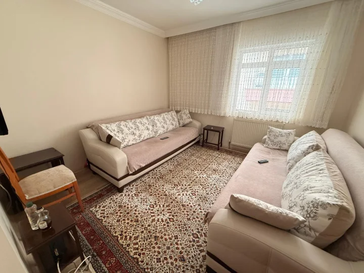 Keçiören İncirli Mahallesi Satılık 3+1 3. Kat Daire | 120 m² Balkonlu Kök Tapulu