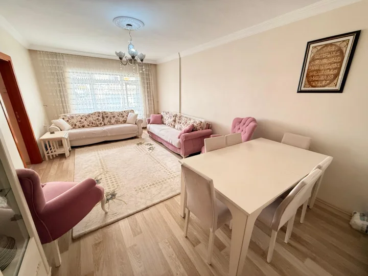 Keçiören İncirli Mahallesi Satılık 3+1 3. Kat Daire | 120 m² Balkonlu Kök Tapulu