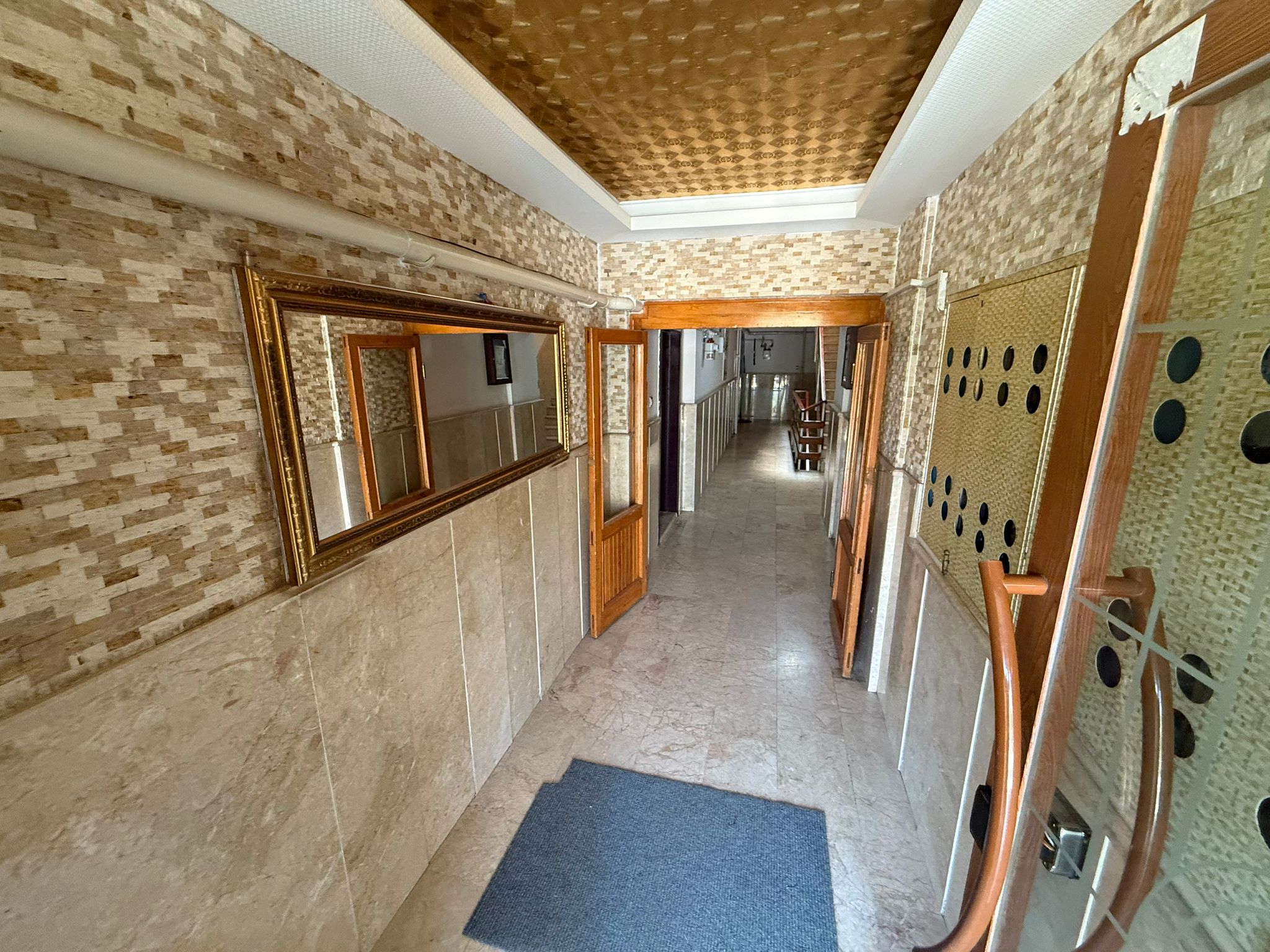 FIRSAT DAİRESİ! ETLİK'TE GENİŞ METRAJLI 2+1 MASRAFSIZ DAİRE