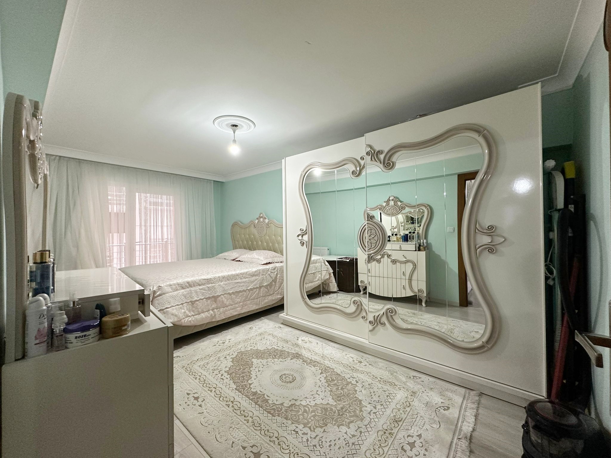 Keçiören Satılık 3+1 1. Kat Daire | 5-10 Yıllık İskanlı Geniş Fırsat