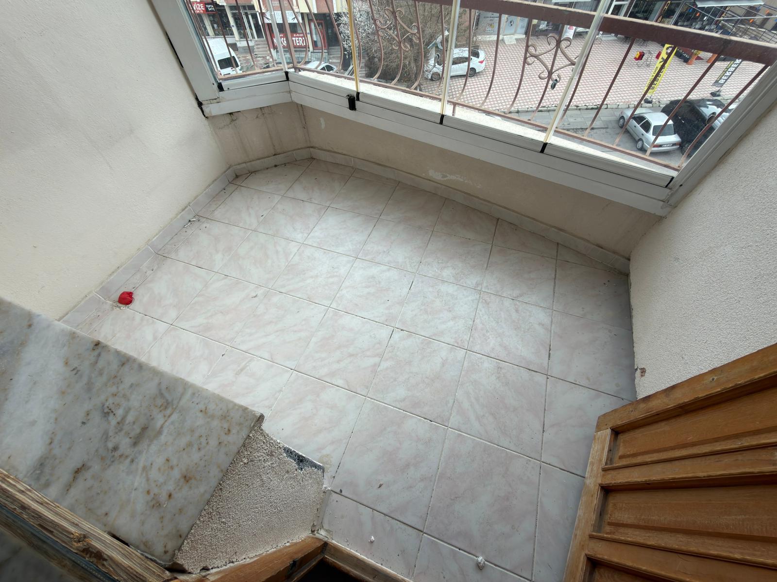 Keçiören Atapark Satılık 3+1 3. Kat Daire | 130 m² Güney Batı Cepheli Balkonlu