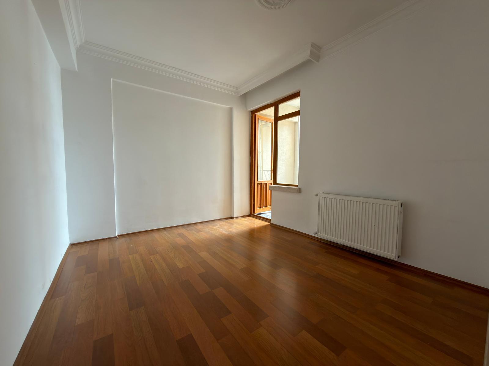 Keçiören Atapark Satılık 3+1 3. Kat Daire | 130 m² Güney Batı Cepheli Balkonlu