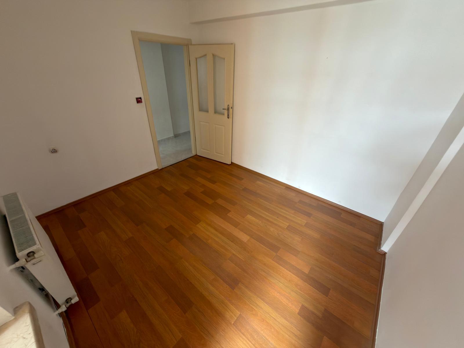 Keçiören Atapark Satılık 3+1 3. Kat Daire | 130 m² Güney Batı Cepheli Balkonlu