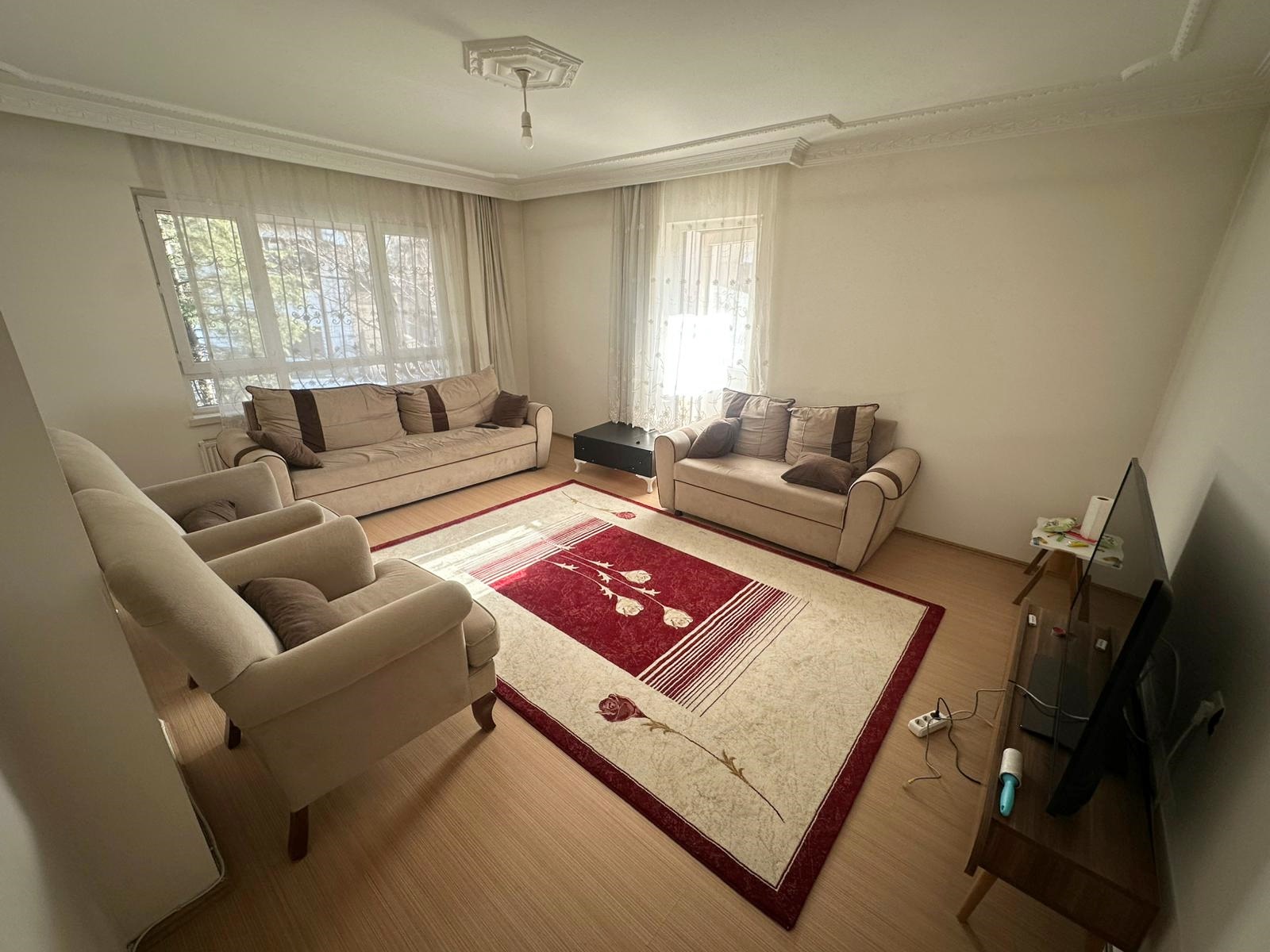 BENGİ DÜĞÜN SALONU YAKINI MASRAFSIZ KATTA 3+1 DAİRE