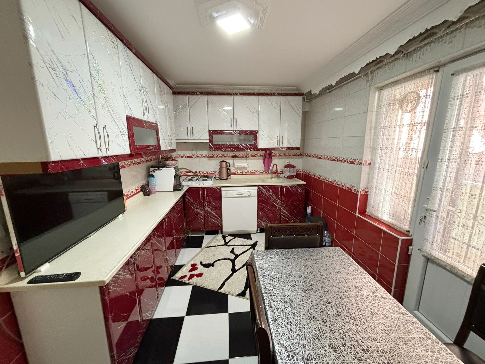 Keçiören Satılık 4+1 140 m² Daire | Balkonlu Geniş Aile Yaşamına Uygun Fırsat