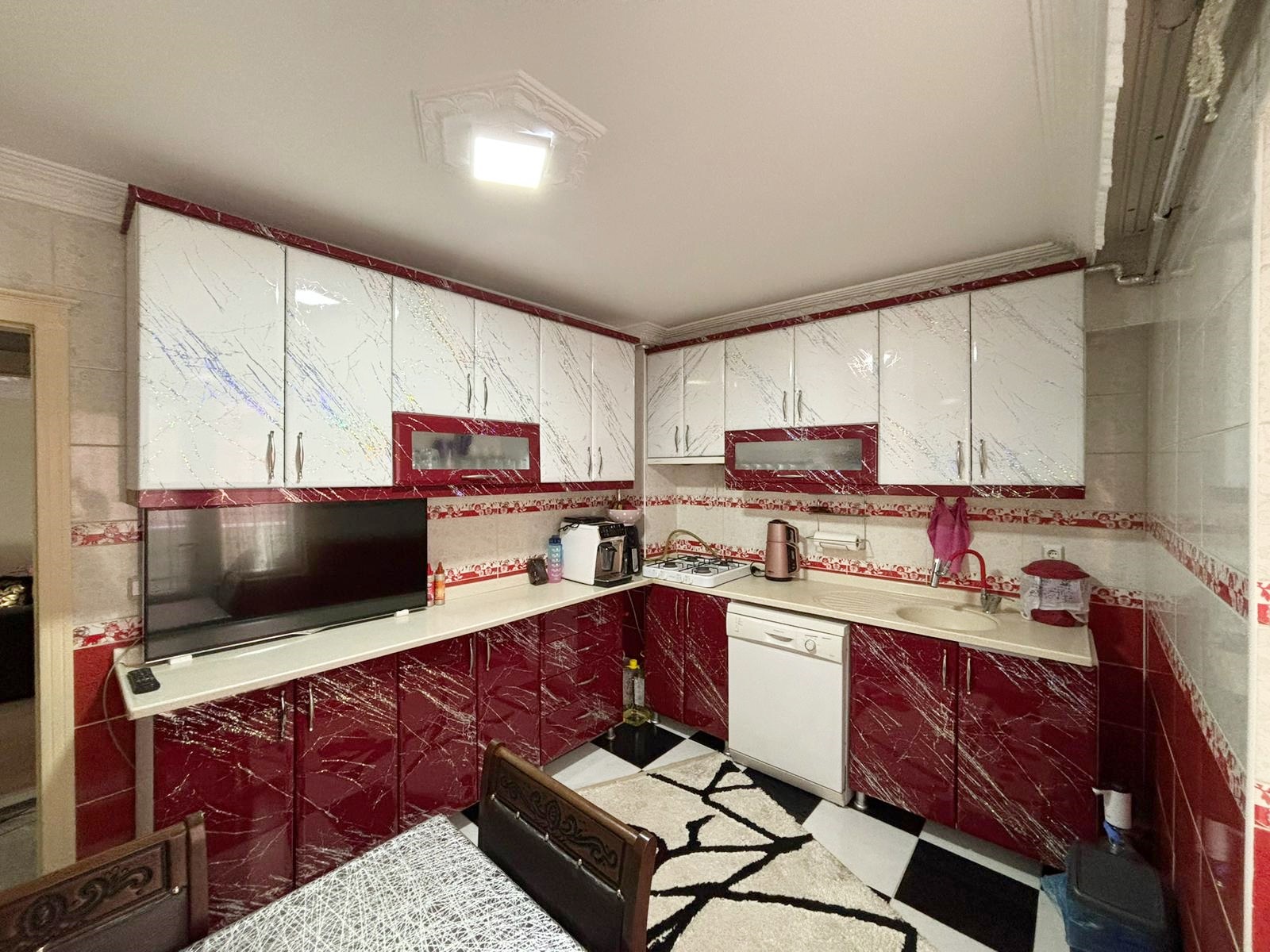 Keçiören Satılık 4+1 140 m² Daire | Balkonlu Geniş Aile Yaşamına Uygun Fırsat