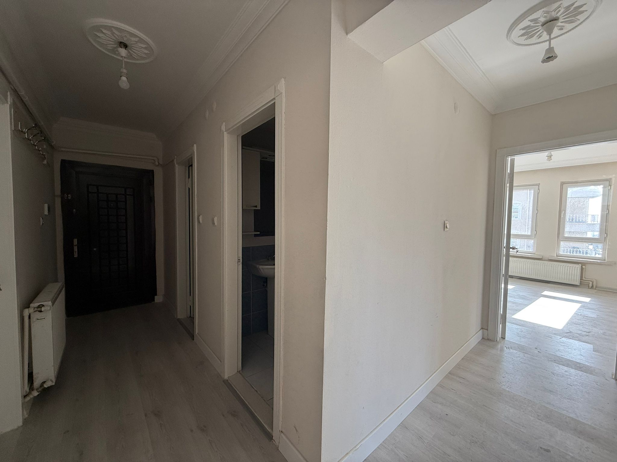 Keçiören Bademlik Yolu Caddesi Satılık 3+1 2. Kat Daire | Merkezi Konumda Geniş Fırsat