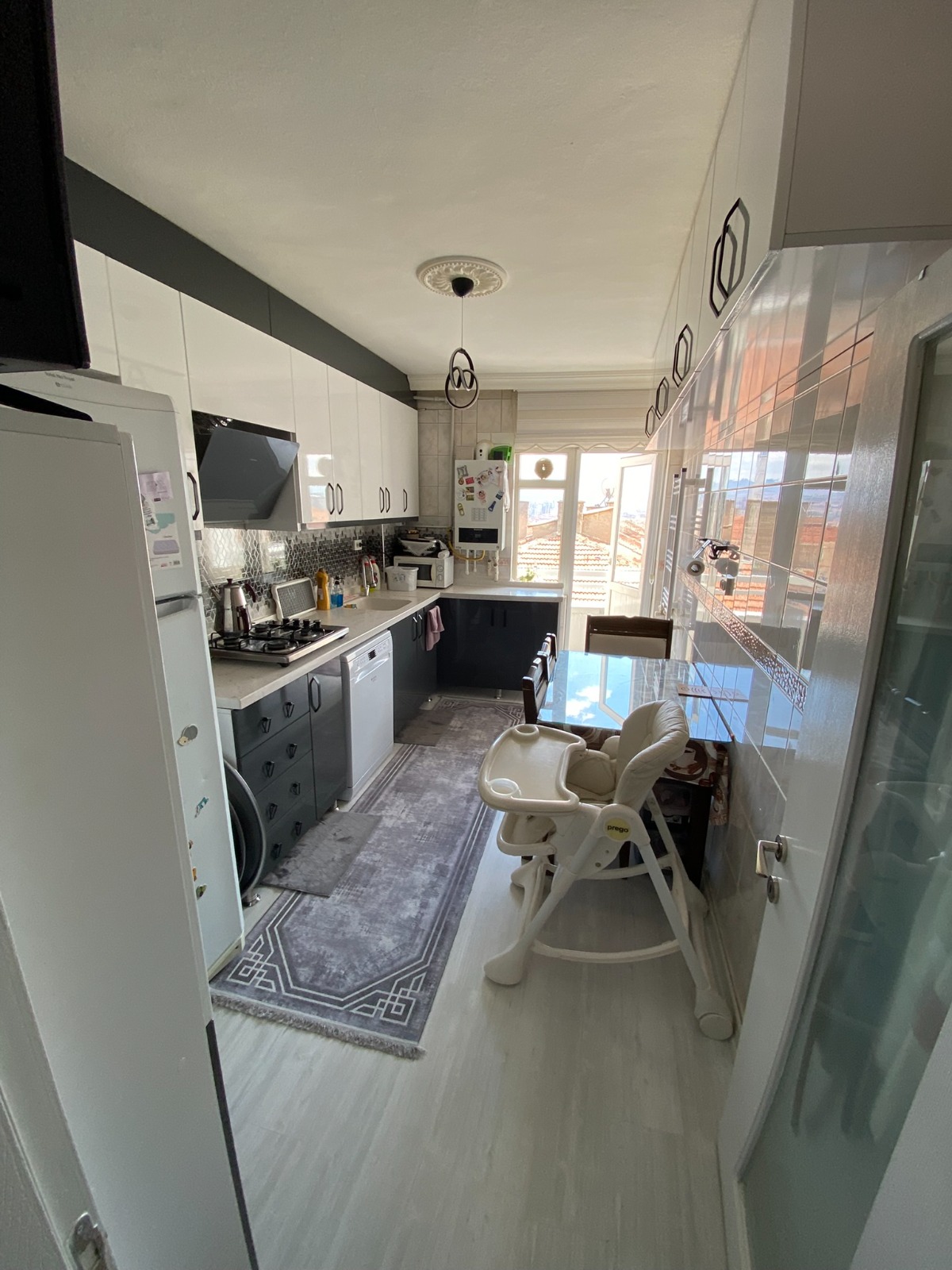 Keçiören 19 Mayıs Mahallesi Satılık 3+1 1. Kat Daire | Geniş Kullanımlı Merkezi Fırsat