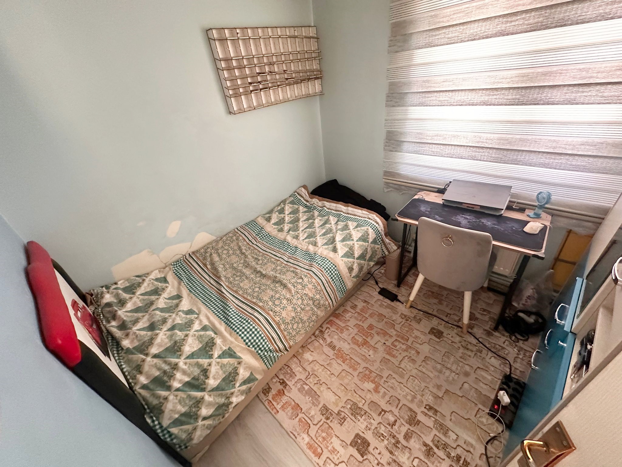 Keçiören Satılık 3+1 110 m² Daire | Cam Balkonlu Otoparklı Vestiyerli Krediye Uygun