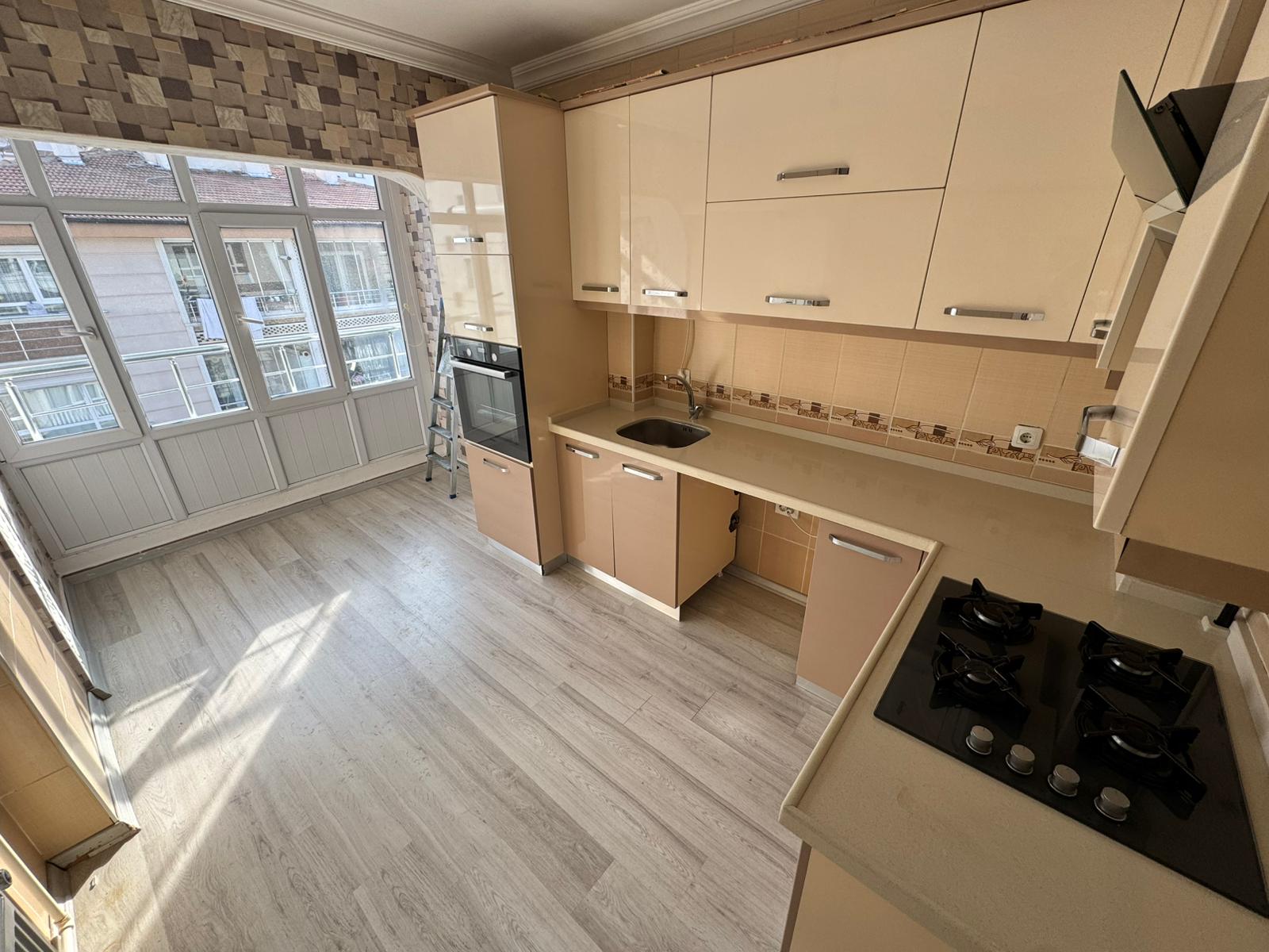 Keçiören Satılık 3+1 3. Kat Daire | Asansörlü Ön Cephe Full Yapılı Fırsat