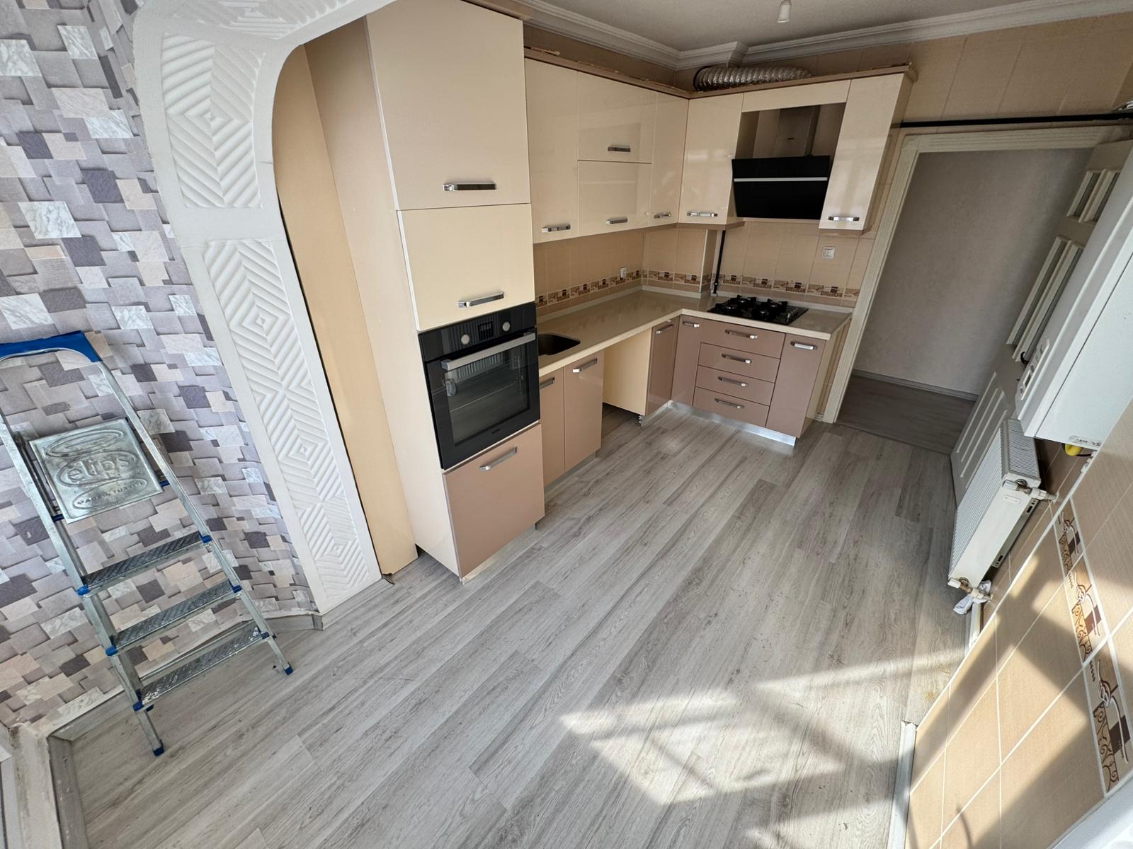 Keçiören Satılık 3+1 3. Kat Daire | Asansörlü Ön Cephe Full Yapılı Fırsat