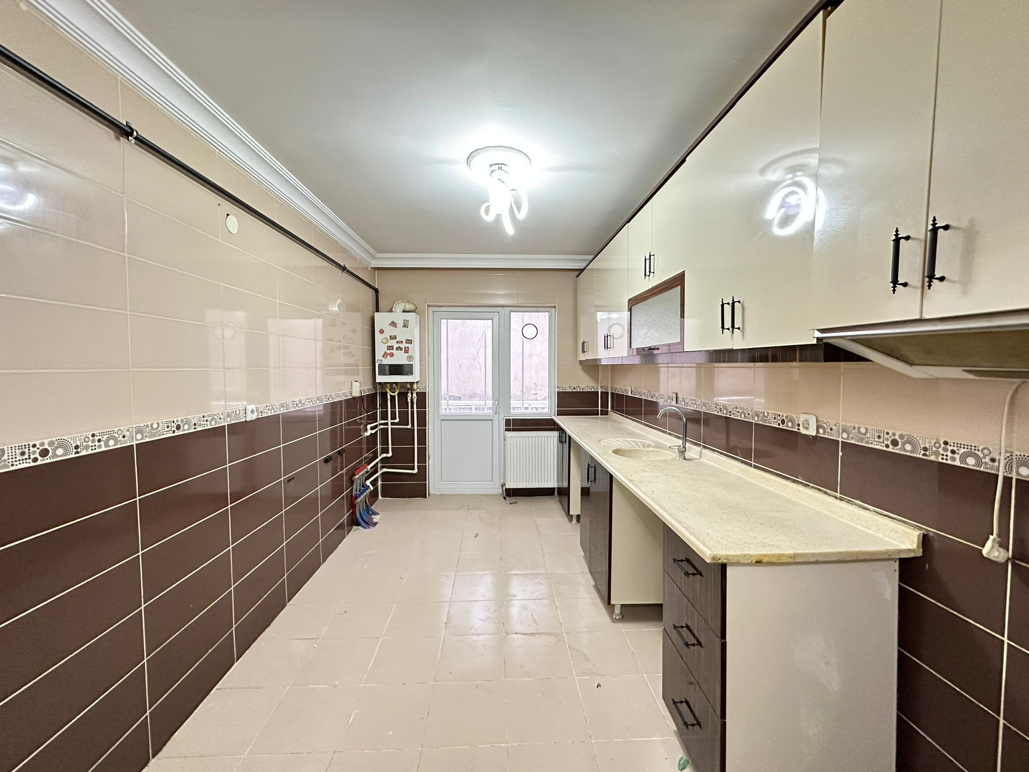 Keçiören Atapark Mahallesi Satılık 3+1 120 m² Daire | 3. Kat Asansörlü İskanlı Fırsat