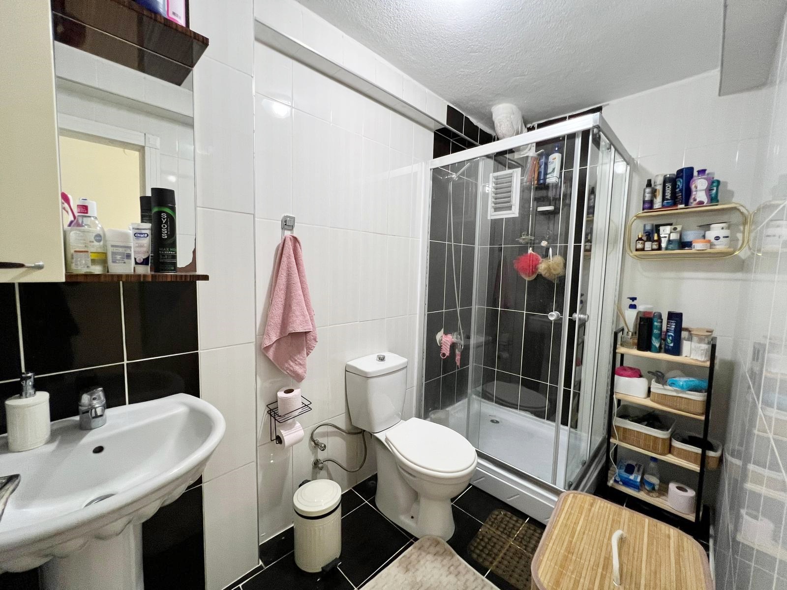 Keçiören Yayla Mahallesi Satılık 3+1 125 m² Daire | Çift Balkonlu Ankara Manzaralı Asansörlü Orta Kat