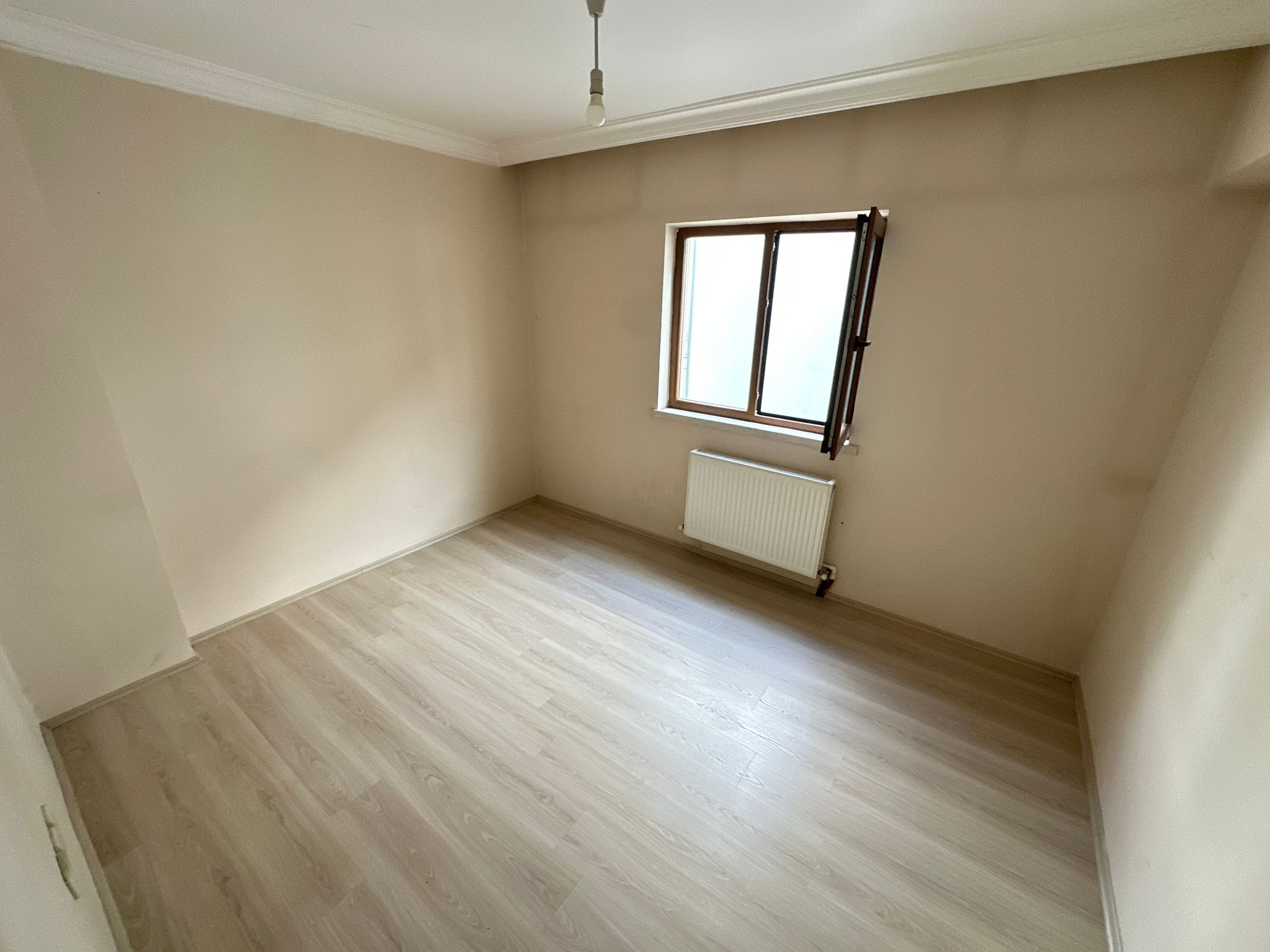 Keçiören Kuşcağız Mahallesi Satılık 3+1 135 m² Daire | 1. Kat Çift Balkonlu Ön Cephe