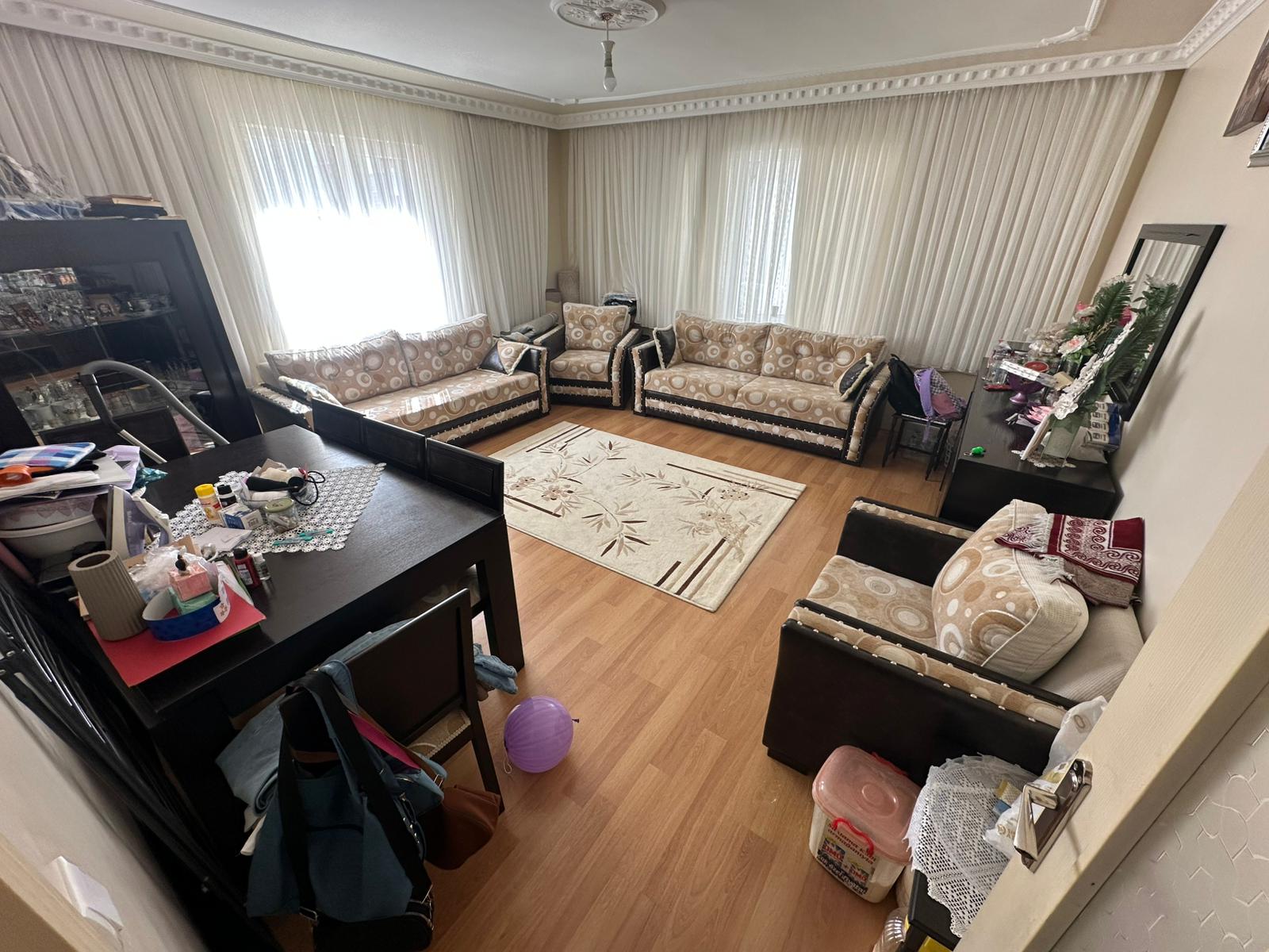 Keçiören Karakaya Mahallesi Satılık 4+1 Daire | Asansörlü Ara Kat Çift Banyolu Çift Teras Balkonlu